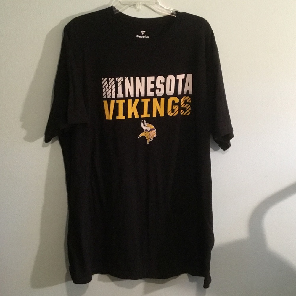 Fanatics Minnesota Vikings Black Tee with White and Yellow Graphics